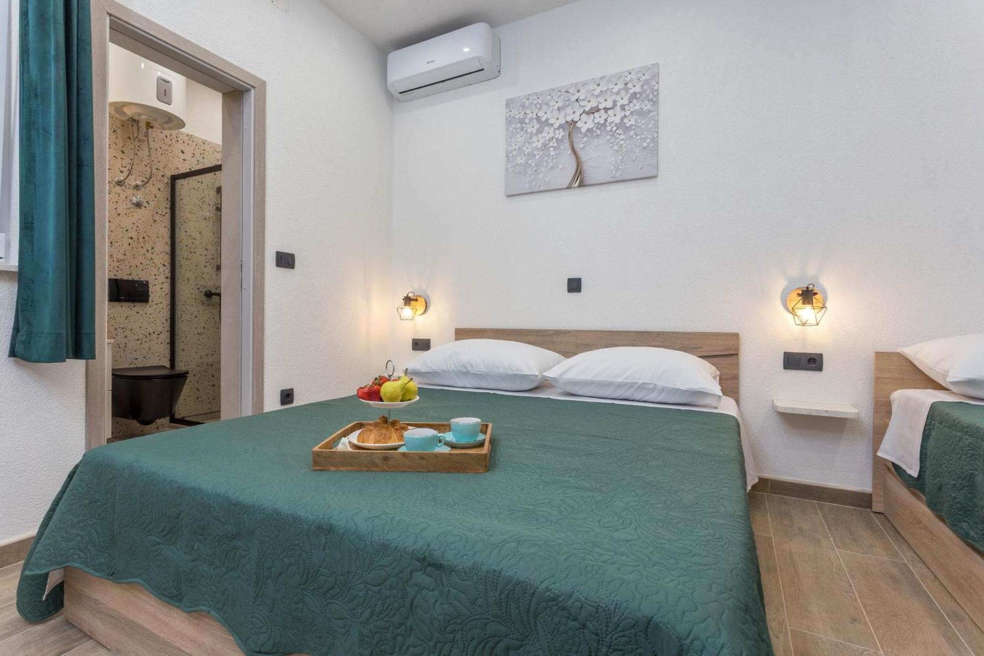 Apartment Zastupac 8761C Hvar Town Exterior photo